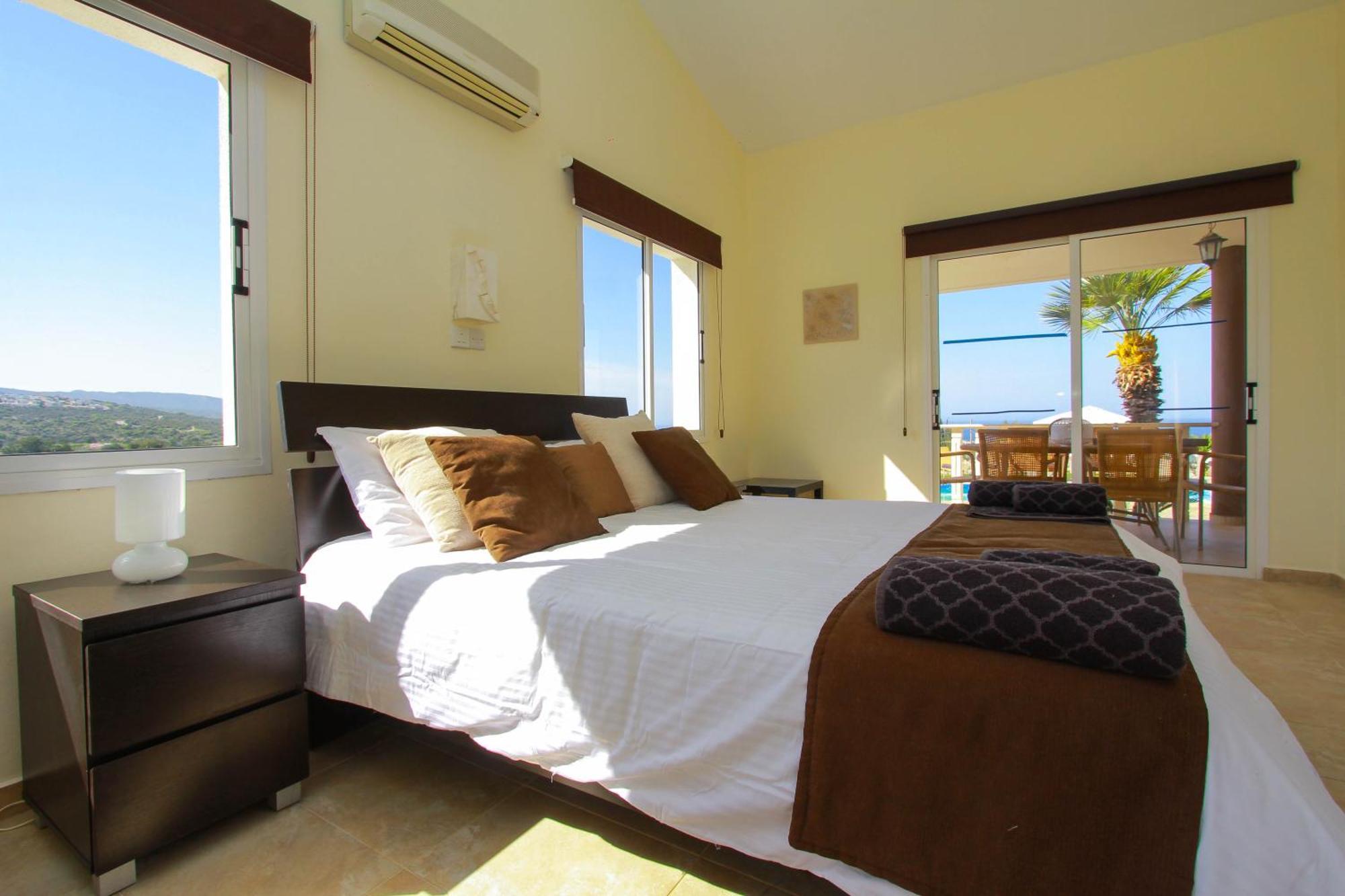 Theos Club Villas Polis Room photo